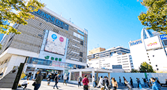 新宿東口プライマリケアクリニックの外観